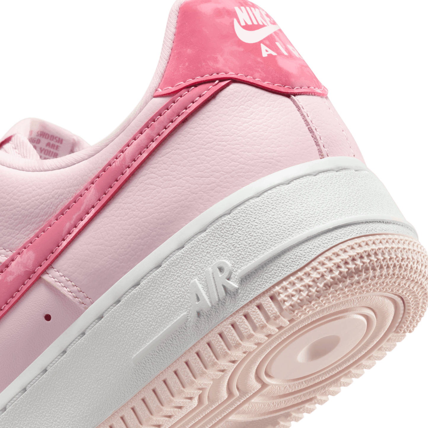 Women's Air Force 1 '07 SE "Valentine's Day"