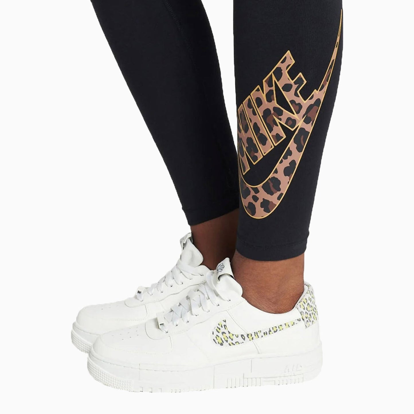 Women's Sportswear Outfit