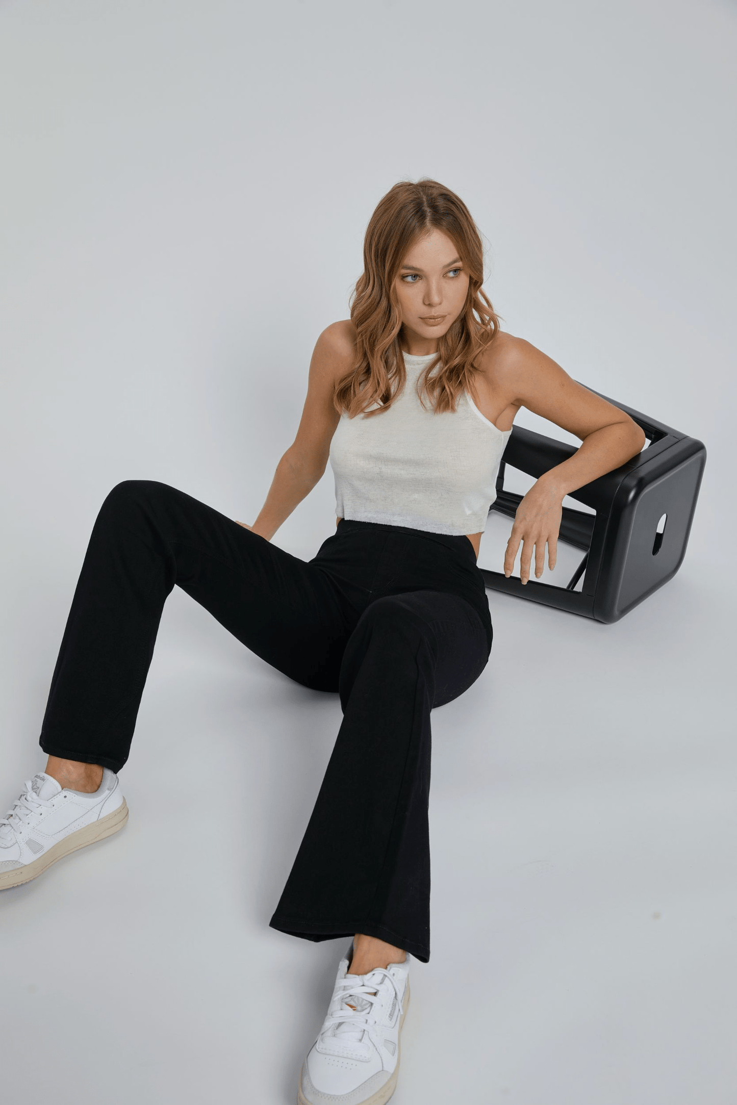 Women's Mid Rise Flare Denim Pant