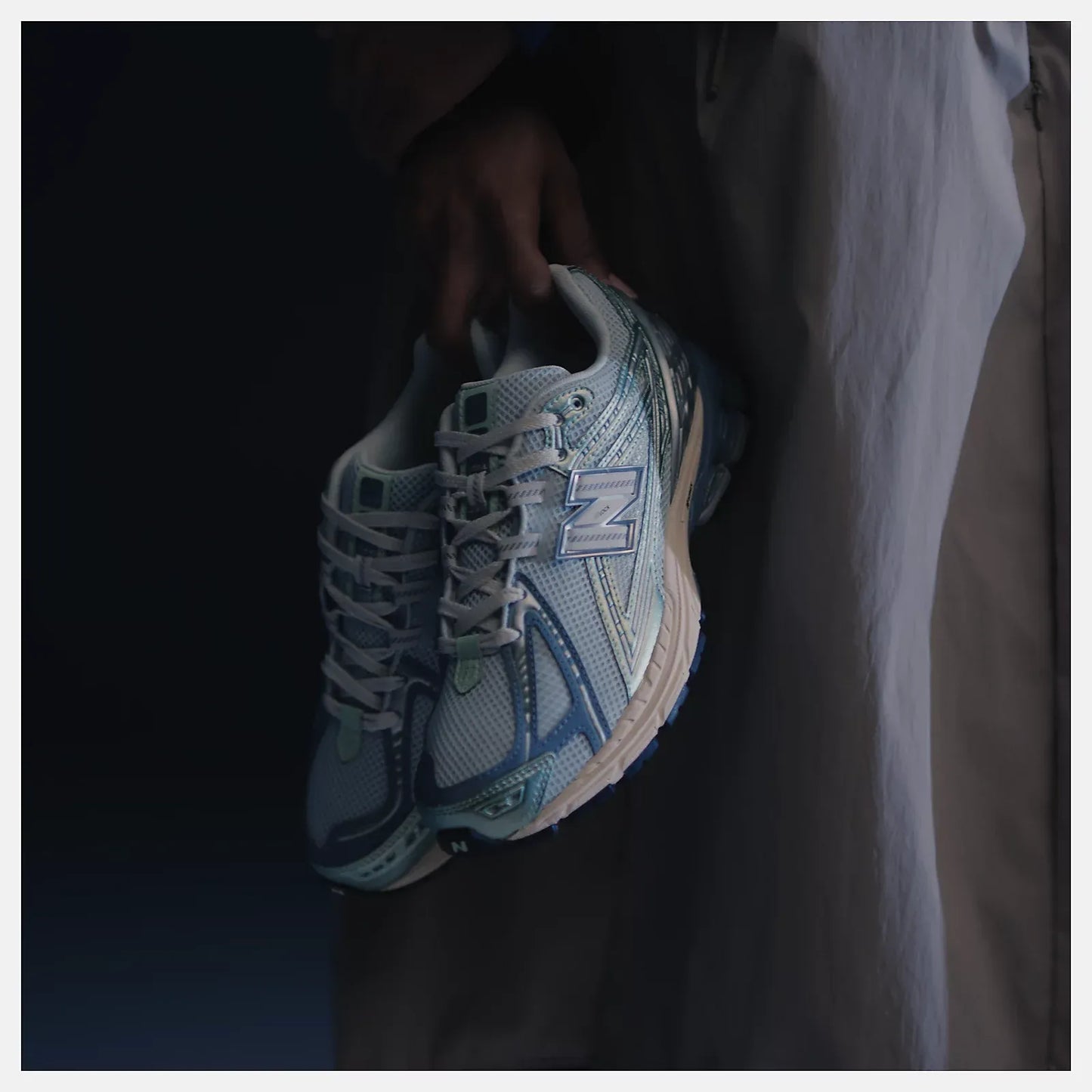 1906R "Ice Blue Melon Water"