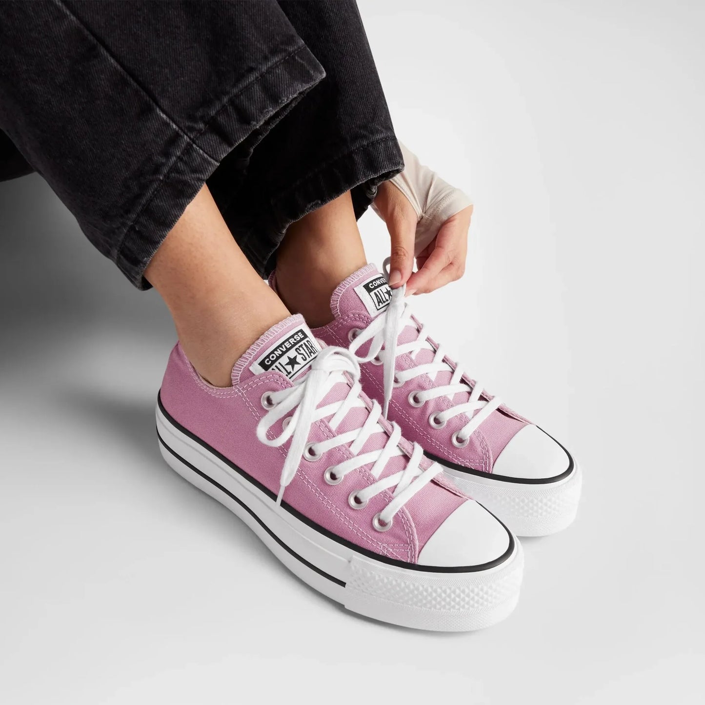 Women's Chuck Taylor All Star OX Cliffside