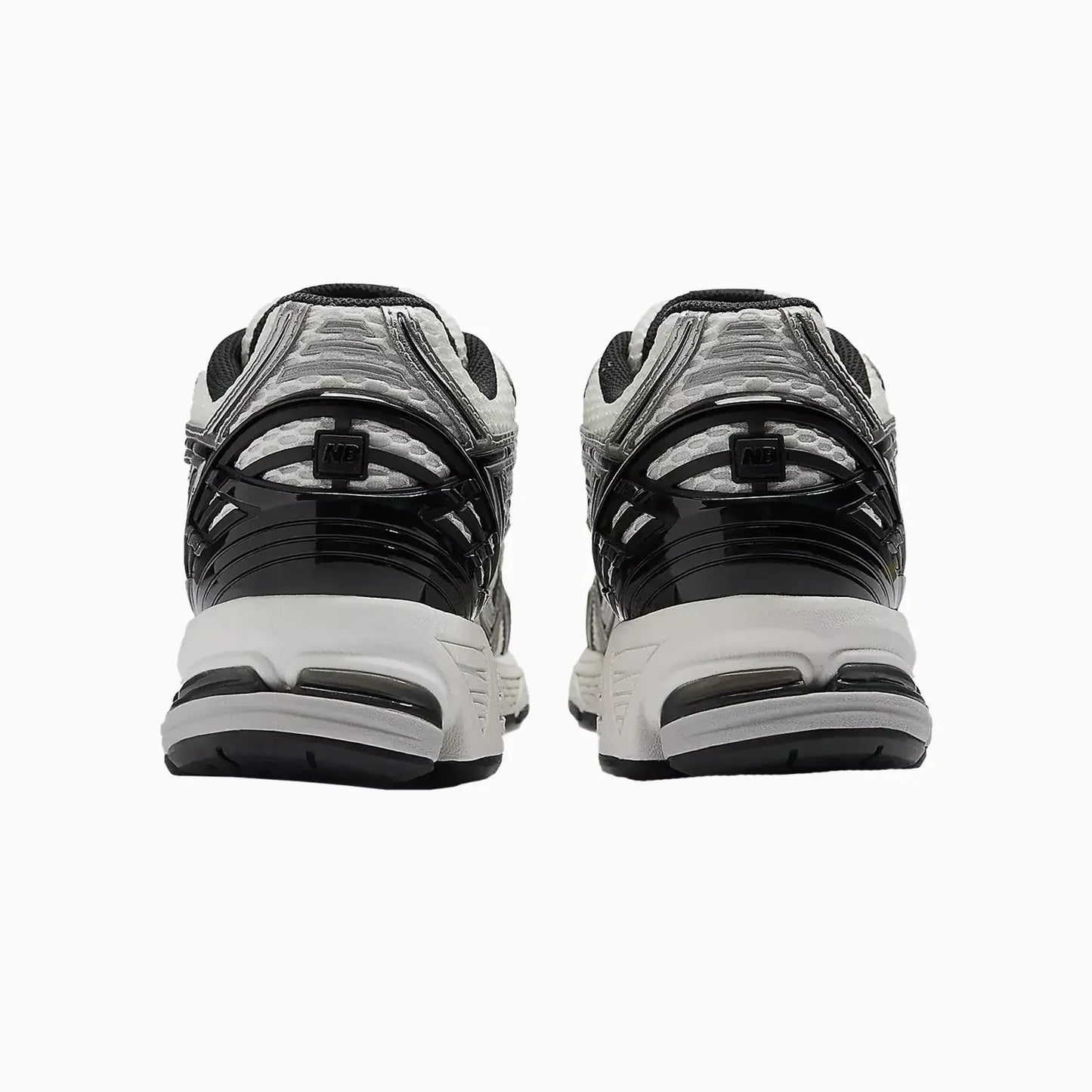 1906R "Silver Metallic Black"