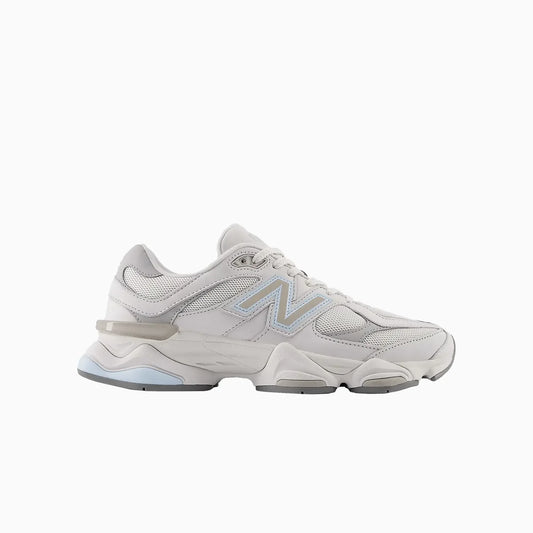 9060 "Reflection Quarry Blue"