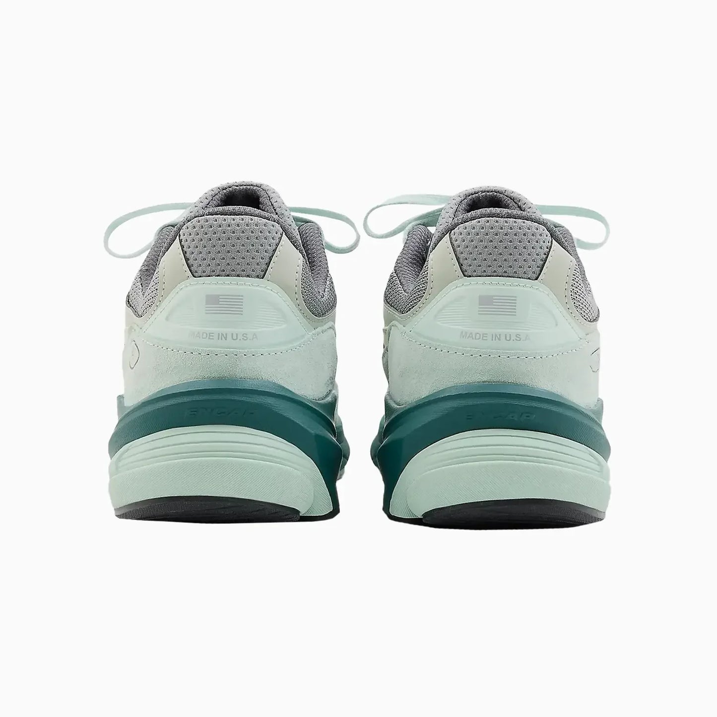 990V6 Made In USA "Community Mint"