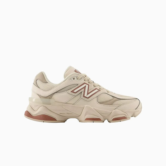 Kid's 9060 "Bone Sparrow" Grade School