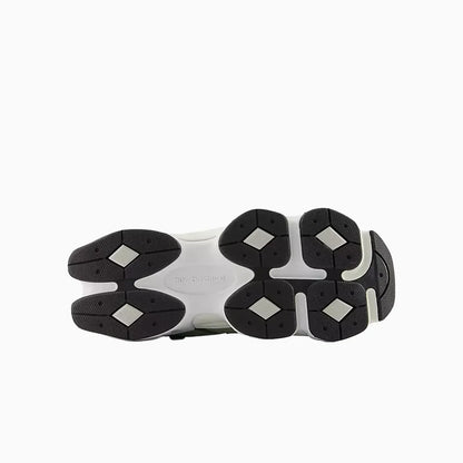 Kid's 9060 Lace "Garter Snake White" Grade School