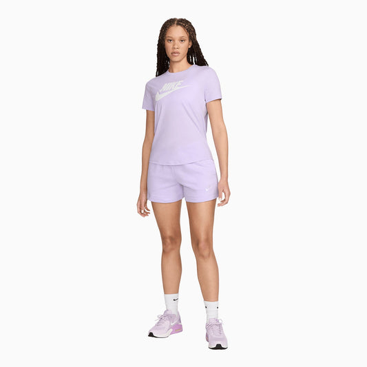 Women's Sportswear Essentials Outfit