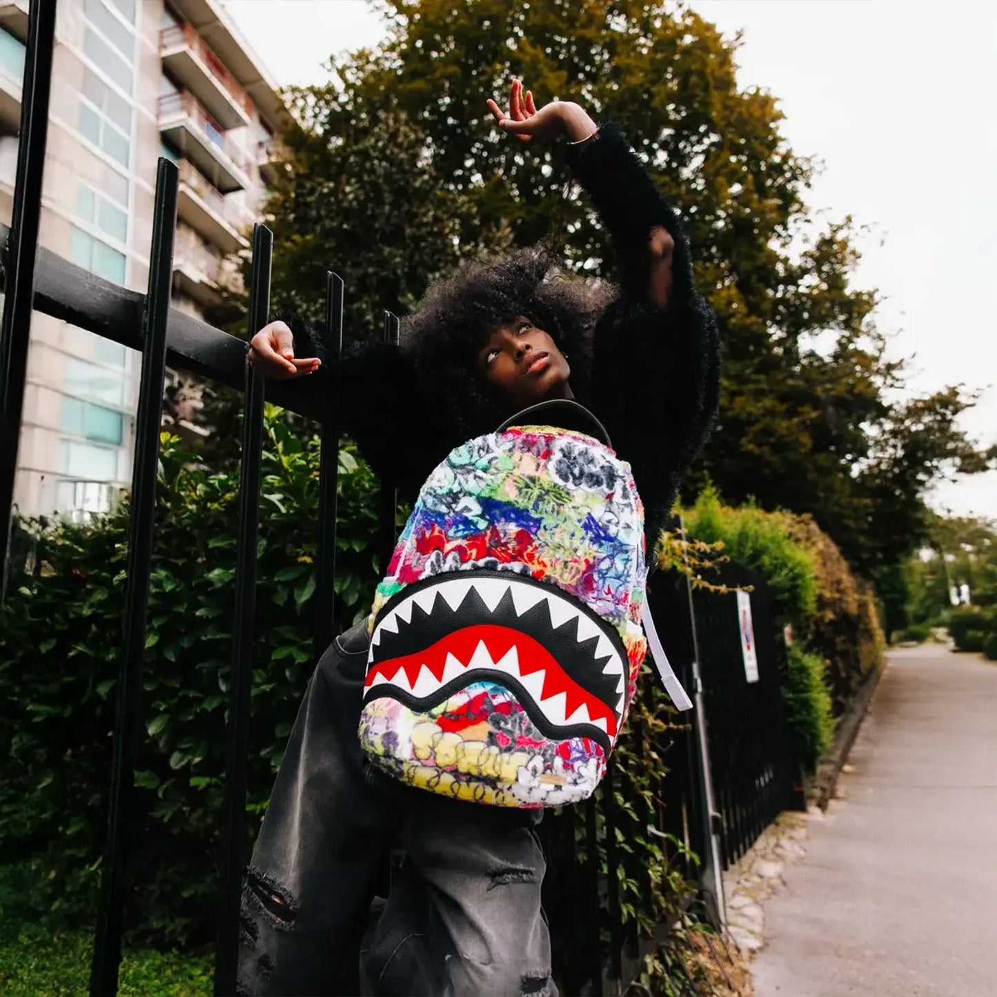 Le Monde Des Graffitis Backpack